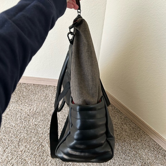 Cybex Platinum Priam Changing Bag Black Gray Women’s Travel Carry Baby Tote Zip - Picture 3 of 15